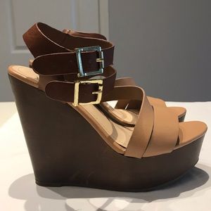 Charlotte Russe Tan & brown Wedges